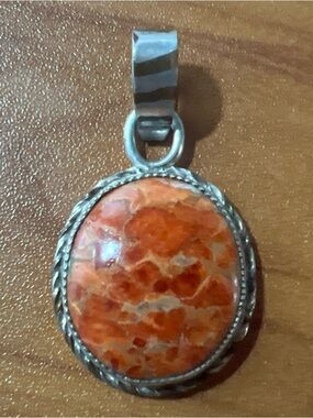 .925 STERLING SILVER OVAL NATURAL  RED SPONGE CORAL PENDANT